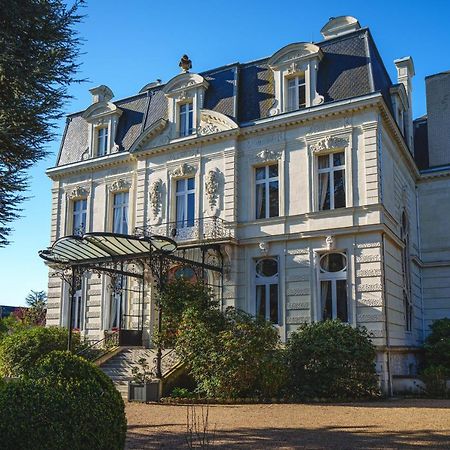 Chateau La Comtesse De Loire & Spa Saumur Exterior foto